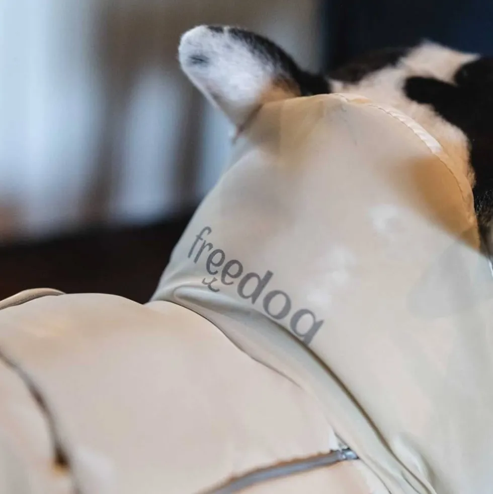 Abrigo Impermeable WinterHug Beige Perro Mediano