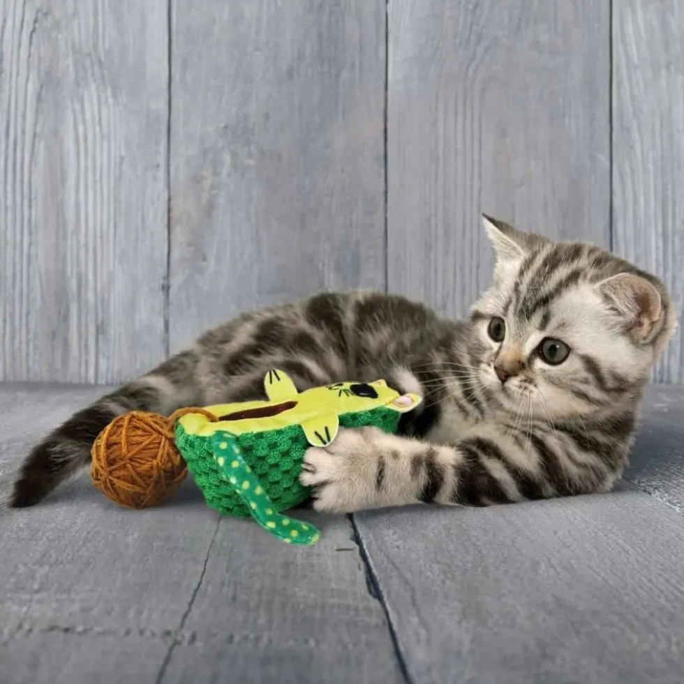 Kong Peluche Interactivo Avocato para Gato